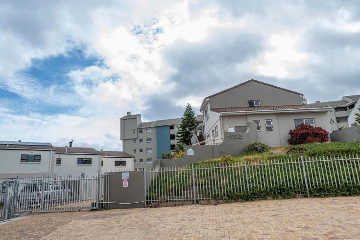 Apartment Island View On Clam Cape Town